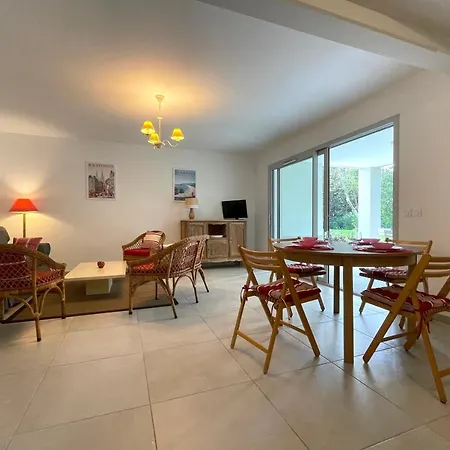 T3 4 Etoiles - Cossue Proche Centre *